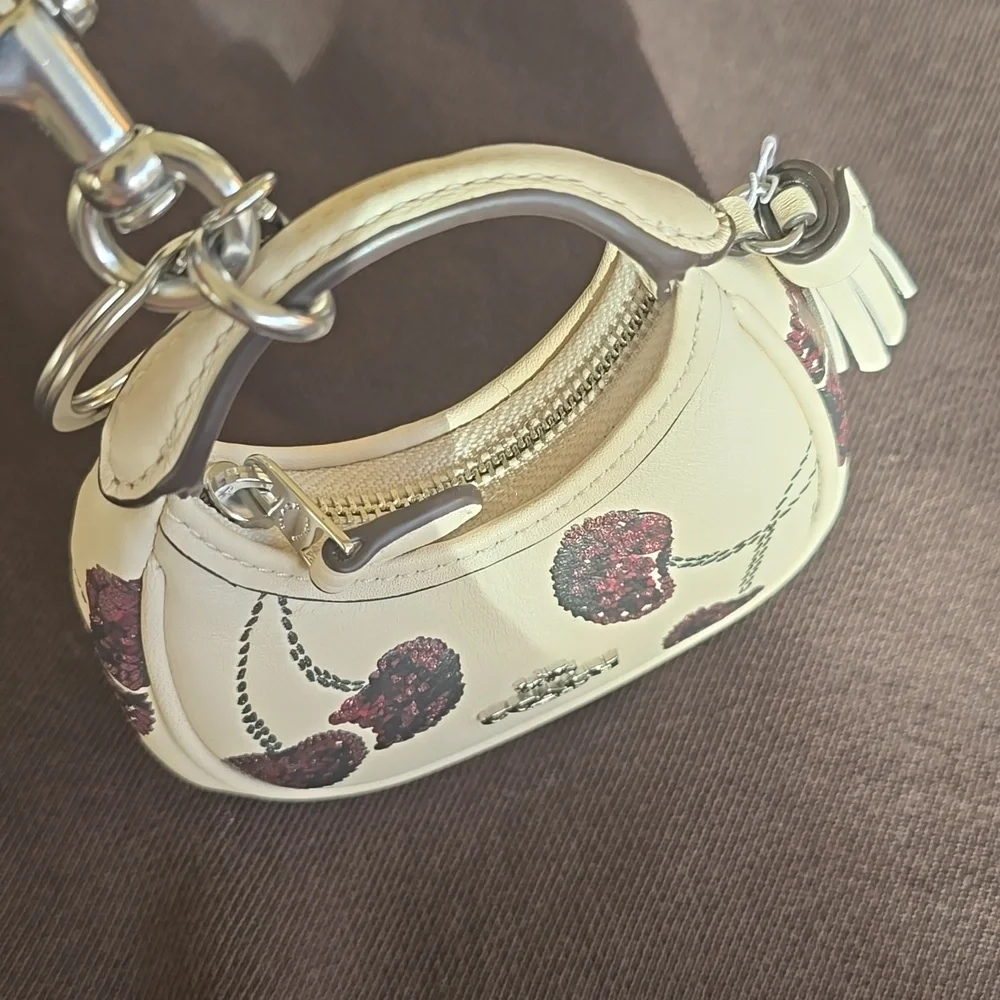 New COACH Key Ring Bag - Picture 3 of 4